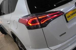Внедорожник Toyota RAV4 2016 года, 2259000 рублей, Новокузнецк