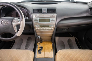 Седан Toyota Camry 2007 года, 1249000 рублей, Барнаул