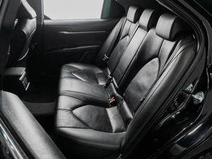 Седан Toyota Camry 2019 года, 2449000 рублей, Тюмень