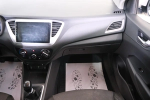 Седан Hyundai Solaris 2022 года, 1469000 рублей, Омск