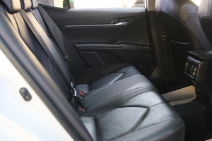Седан Toyota Camry 2021 года, 2759000 рублей, Омск