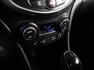 Седан Hyundai Solaris 2015 года, 859000 рублей, Ростов-на-Дону