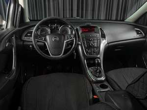 Хетчбэк Opel Astra 2010 года, 489000 рублей, Тюмень