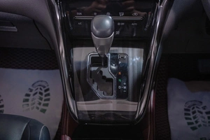 Внедорожник Toyota Harrier 2019 года, 2979000 рублей, Томск