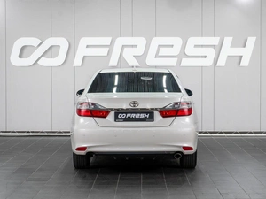 Седан Toyota Camry 2017 года, 2429000 рублей, Сургут