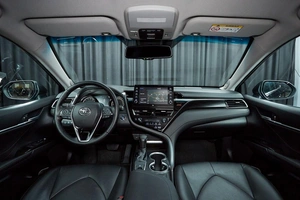 Седан Toyota Camry 2021 года, 2999000 рублей, Красноярск