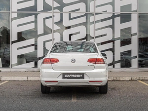 Седан Volkswagen Passat 2016 года, 1885000 рублей, Краснодар
