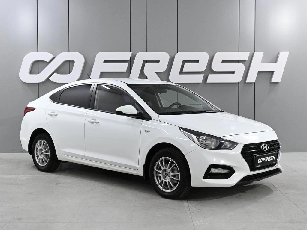 Седан Hyundai Solaris 2017 года, 1349000 рублей, Аксай