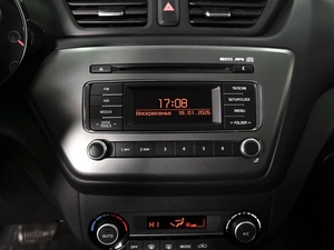 Хетчбэк Kia Rio 2017 года, 1378000 рублей, Ставрополь
