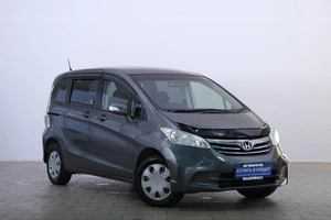 Минивэн Honda Freed 2012 года, 1149000 рублей, Омск