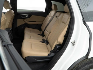 Внедорожник Audi Q7 2020 года, 6363444 рублей, Москва