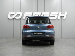 Внедорожник Volkswagen Tiguan 2011 года, 1049000 рублей, Воронеж