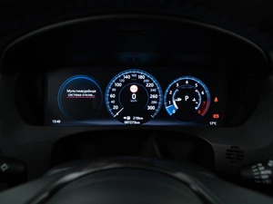 Внедорожник Jaguar F-Pace 2016 года, 2757077 рублей, Москва