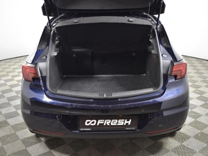 Хетчбэк Opel Astra 2019 года, 898100 рублей, Казань