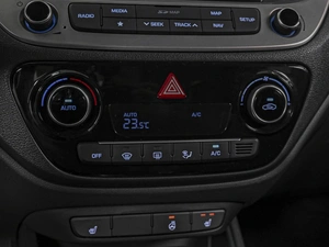 Седан Hyundai Solaris 2018 года, 1498000 рублей, Ставрополь