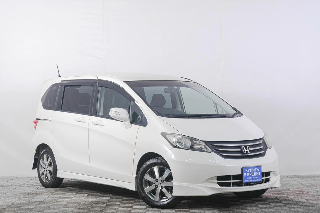 Минивэн Honda Freed 2009 года, 999000 рублей, Кемерово