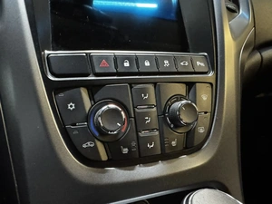 Седан Opel Astra 2013 года, 647000 рублей, Красноярск