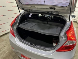 Хетчбэк Hyundai Solaris 2013 года, 865000 рублей, Красноярск