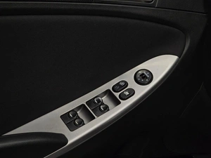 Седан Hyundai Solaris 2015 года, 820000 рублей, Красноярск