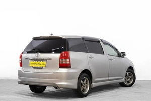 Минивэн Toyota Wish 2003 года, 599000 рублей, Барнаул
