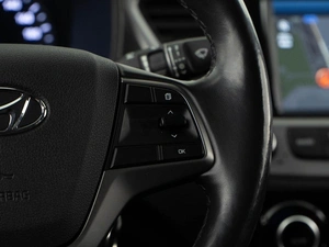 Седан Hyundai Solaris 2018 года, 1368444 рублей, Москва