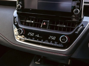 Хетчбэк Toyota Corolla 2021 года, 1790000 рублей, Краснодар