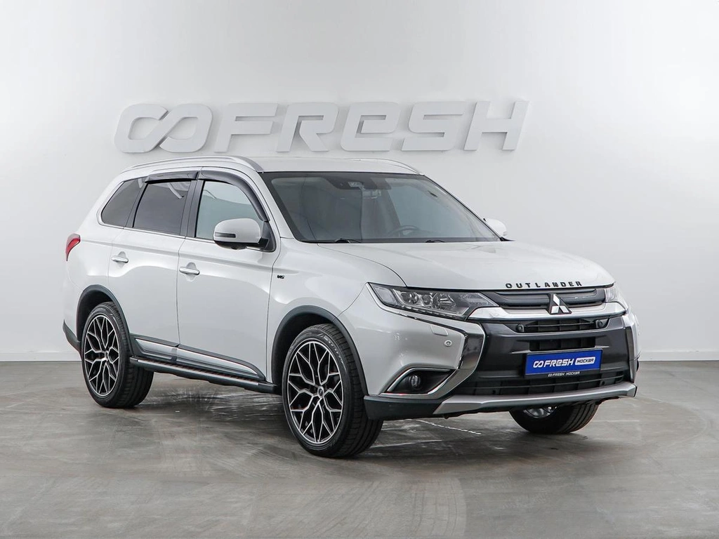 Внедорожник Mitsubishi Outlander 2017 года, 2299050 рублей, Москва