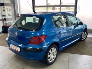 Хетчбэк Peugeot 307 2003 года, 300000 рублей, Красноярск
