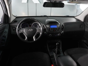 Внедорожник Hyundai ix35 2015 года, 1349000 рублей, Красный Пахарь