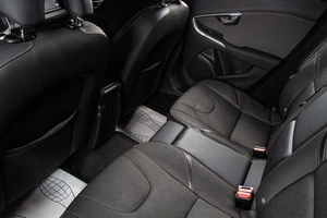 Хетчбэк Volvo V40 2014 года, 1339000 рублей, Сургут