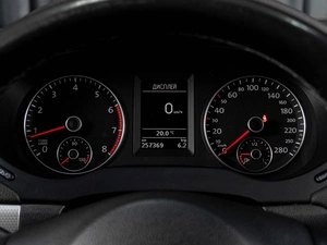 Седан Volkswagen Jetta 2013 года, 899000 рублей, Тюмень