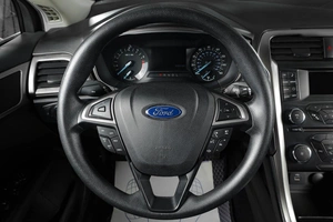 Седан Ford Fusion (North America) 2016 года, 1629000 рублей, Тюмень