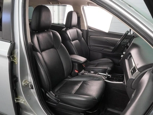 Внедорожник Mitsubishi Outlander 2020 года, 2438000 рублей, Воронеж