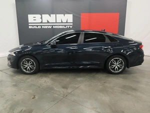 Седан Kia K5 2021 года, 2700000 рублей, Курск