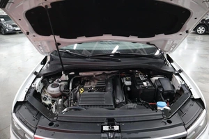 Внедорожник Volkswagen Tiguan 2019 года, 2460000 рублей, Курск