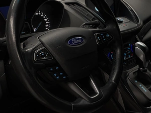 Внедорожник Ford Kuga 2016 года, 1410000 рублей, Красноярск