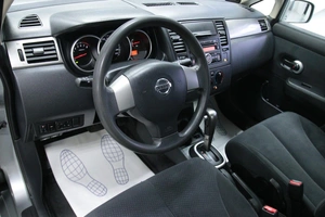 Хетчбэк Nissan Tiida 2011 года, 868000 рублей, Солонцы