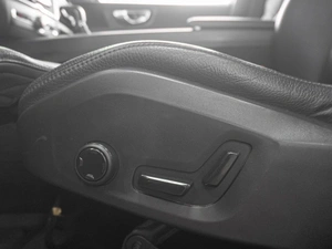 Внедорожник Volvo XC60 2018 года, 2888000 рублей, Тюмень