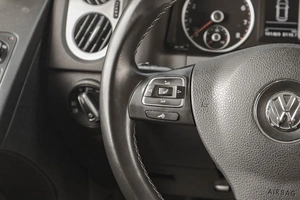 Внедорожник Volkswagen Tiguan 2015 года, 1699000 рублей, Челябинск