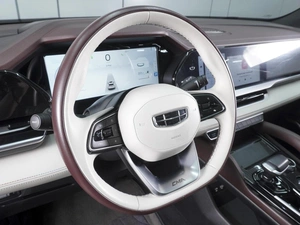 Внедорожник Geely Monjaro 2024 года, 3250000 рублей, Ростов-на-Дону
