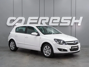 Хетчбэк Opel Astra 2011 года, 669000 рублей, Воронеж