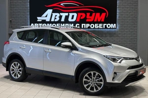 Внедорожник Toyota RAV4 2017 года, 2657000 рублей, Красноярск