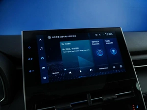 Седан Toyota Avalon 2023 года, 3777077 рублей, Москва