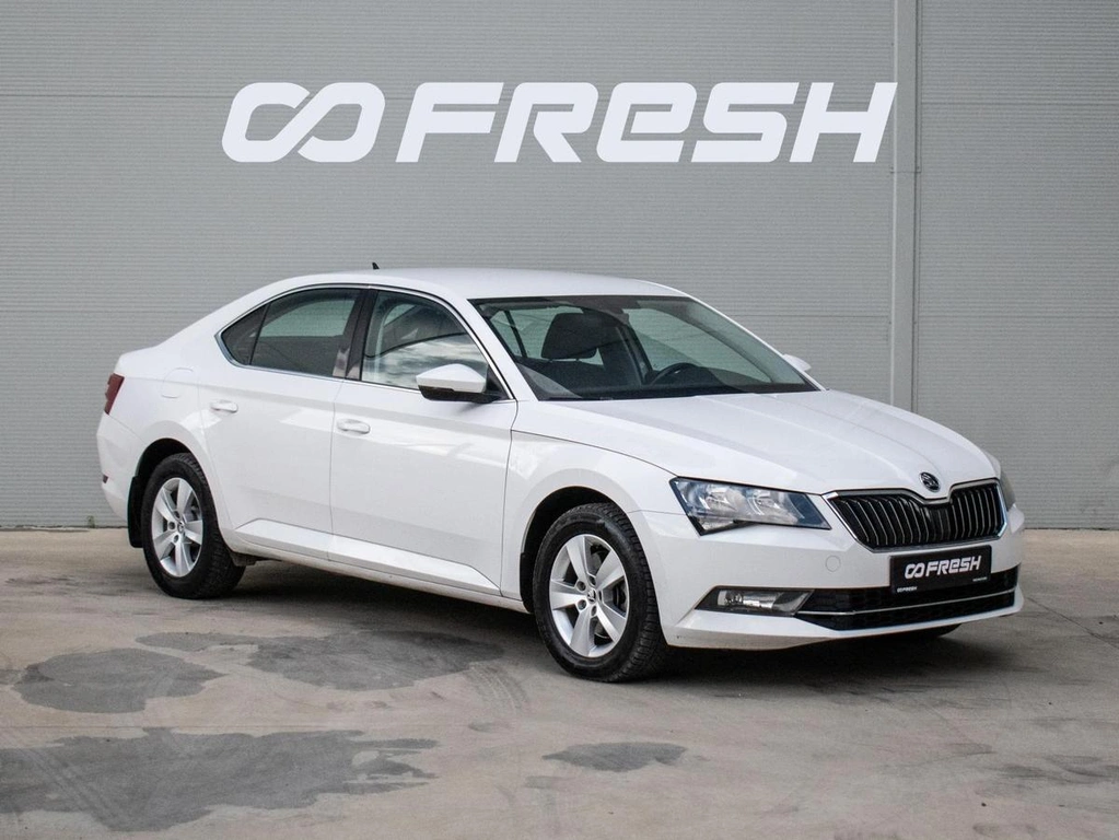 Лифтбек Skoda Superb 2018 года, 1950000 рублей, Краснодар