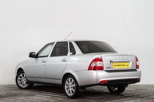 Седан ВАЗ (LADA) Priora 2017 года, 639000 рублей, Сургут