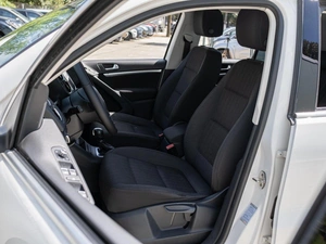 Внедорожник Volkswagen Tiguan 2011 года, 1299000 рублей, Большой Сочи