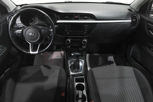 Хетчбэк Kia Rio X-Line 2020 года, 1849000 рублей, Новокузнецк