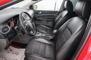 Хетчбэк Ford Focus 2008 года, 689000 рублей, Красноярск