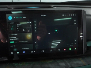 Внедорожник Changan UNI-T 2023 года, 2942000 рублей, Красный Пахарь