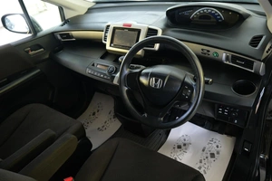 Минивэн Honda Freed 2012 года, 1159000 рублей, Омск